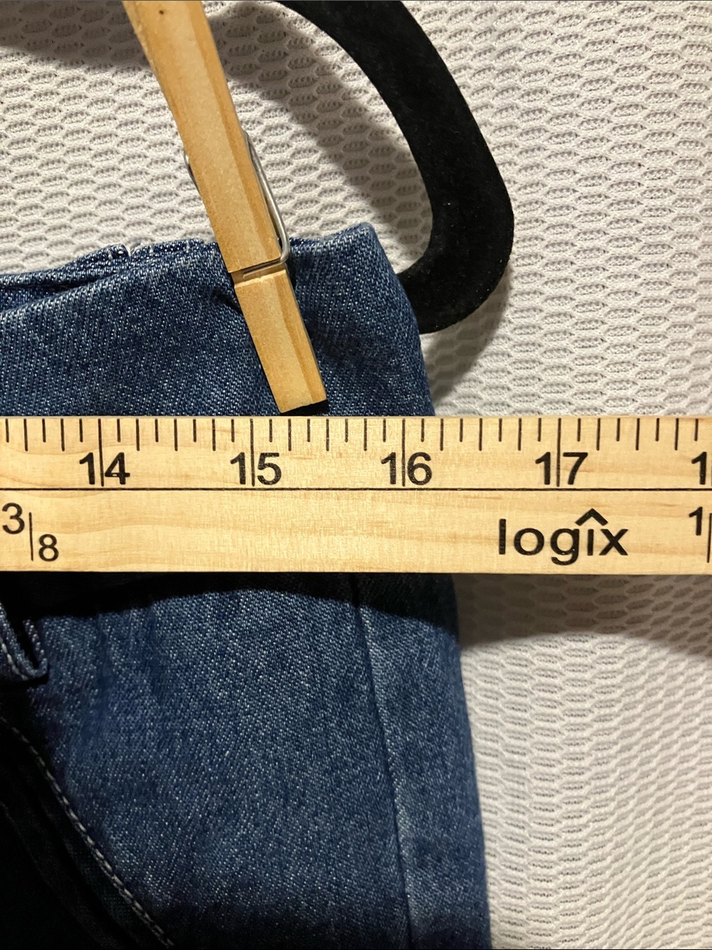 Hybrid Apparel Dark Blue Cropped Stretch Denim Jeans - Picture 3 of 7